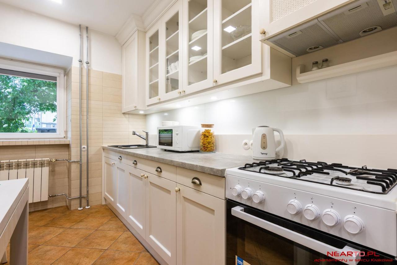 Apartment Nearto Old Town Daszynskiego Street Cracóvia Exterior foto